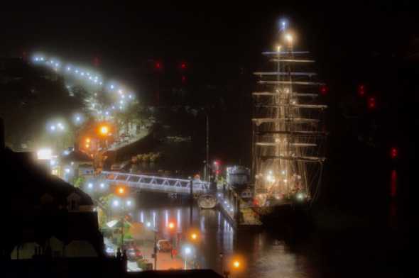 28 April 2023 - 03:50:12
Tenacious looking all serene in the drizzle during the middle of the night.
---------------------
Tall ship Tenacious in Dartmouth